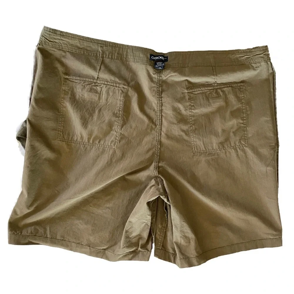 NWT - Cherokee Classic Green Chino Walking Shorts Velcro & Zipper Pockets Sz 44